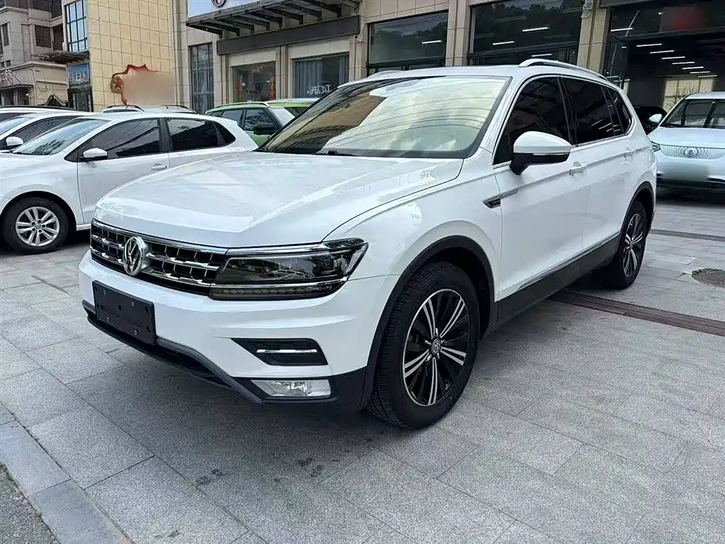 Volkswagen Tiguan L 2019