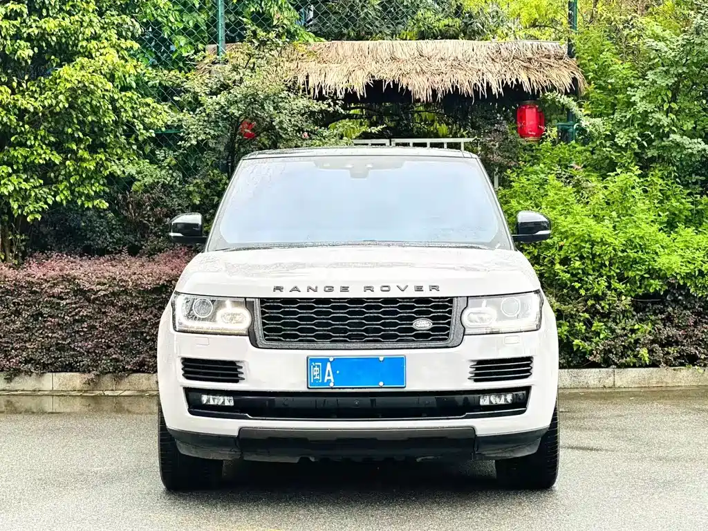 Land Rover Range Rover — миниатюра 2