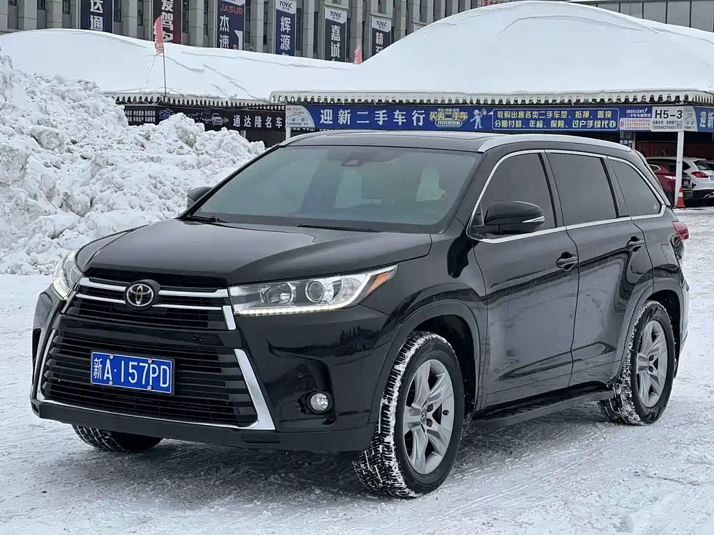 TOYOTA HIGHLANDER