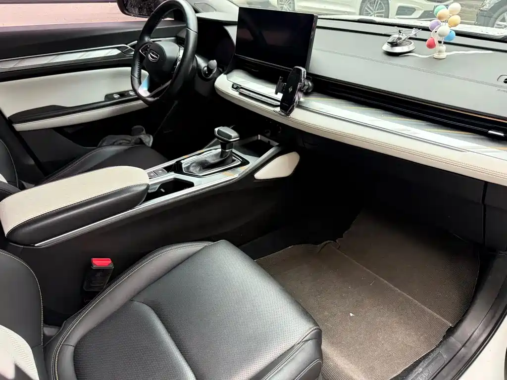 Geely Emgrand L — миниатюра 8