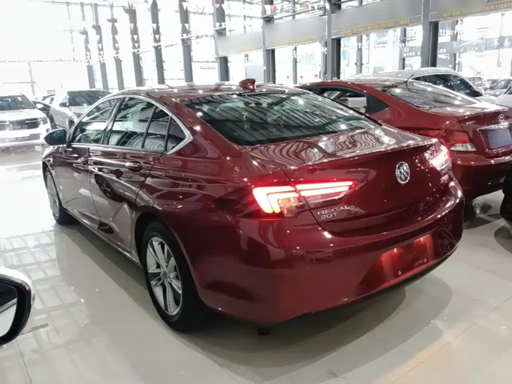 Buick Regal — миниатюра 5