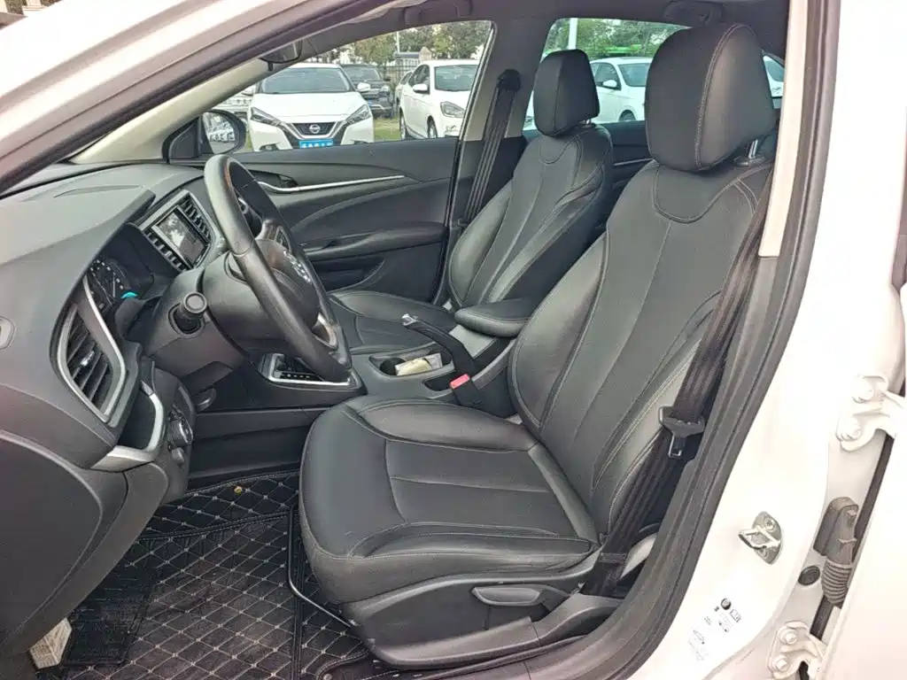 Buick Excelle — миниатюра 15