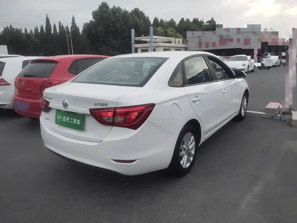 Buick Excelle — миниатюра 7