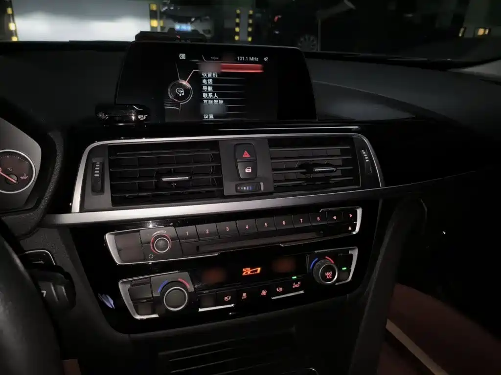 BMW 3 Series — миниатюра 6