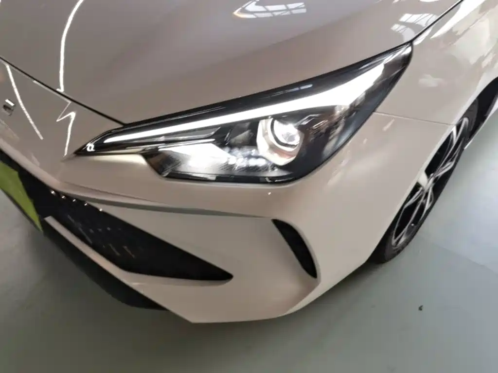 Roewe i5 — миниатюра 24