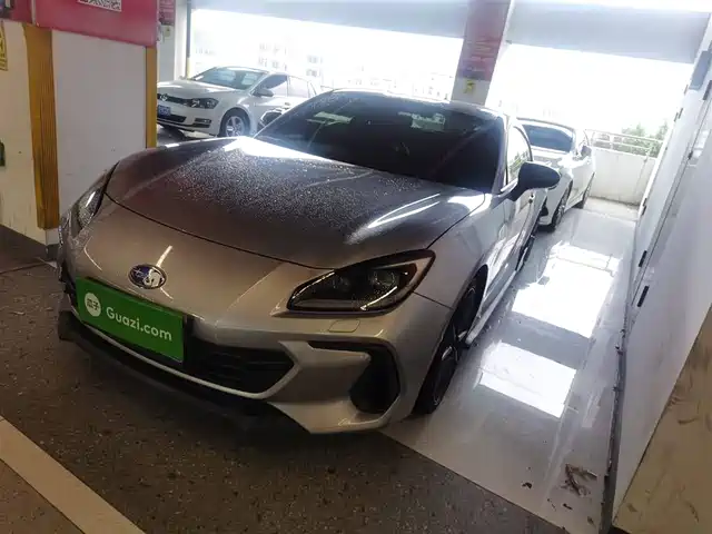 SUBARU  BRZ 2022