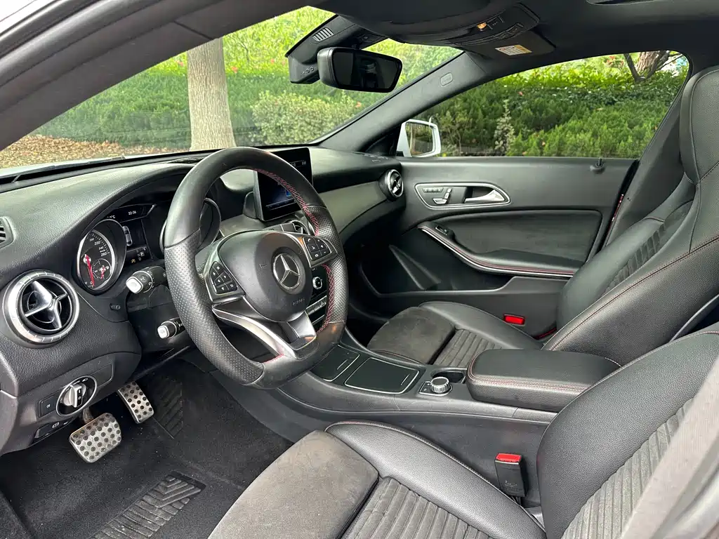 Mercedes-Benz CLA (Import) — миниатюра 5
