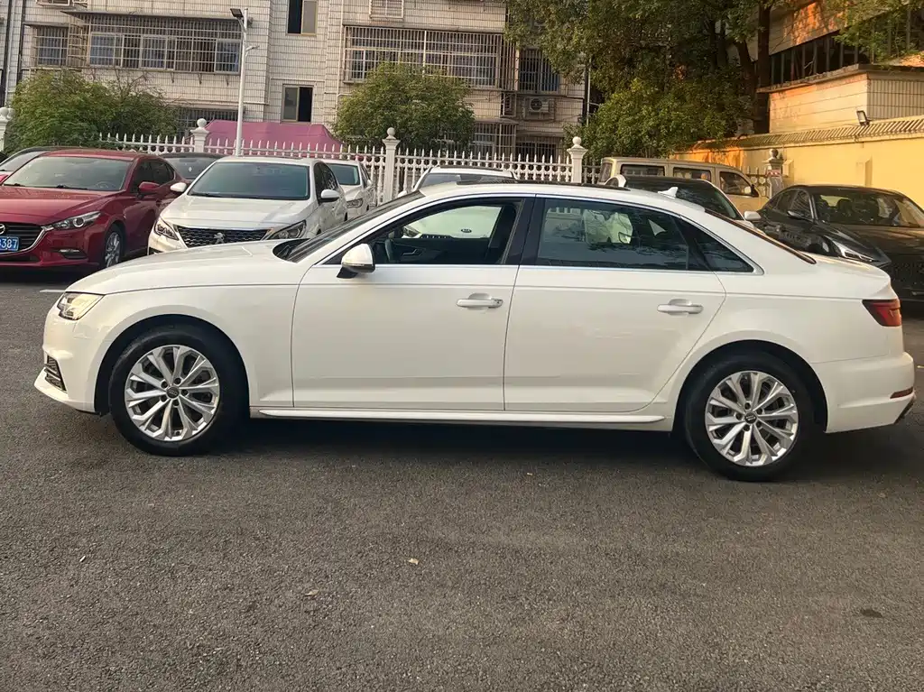 Audi A4L — миниатюра 3