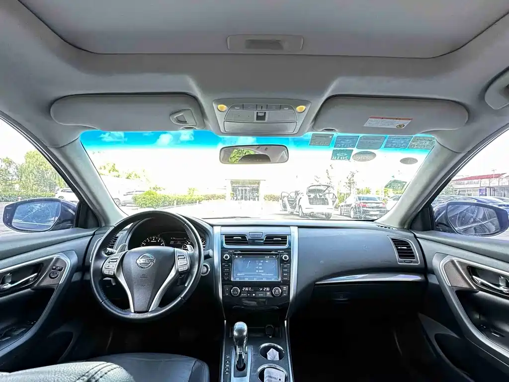 Nissan Teana — миниатюра 5