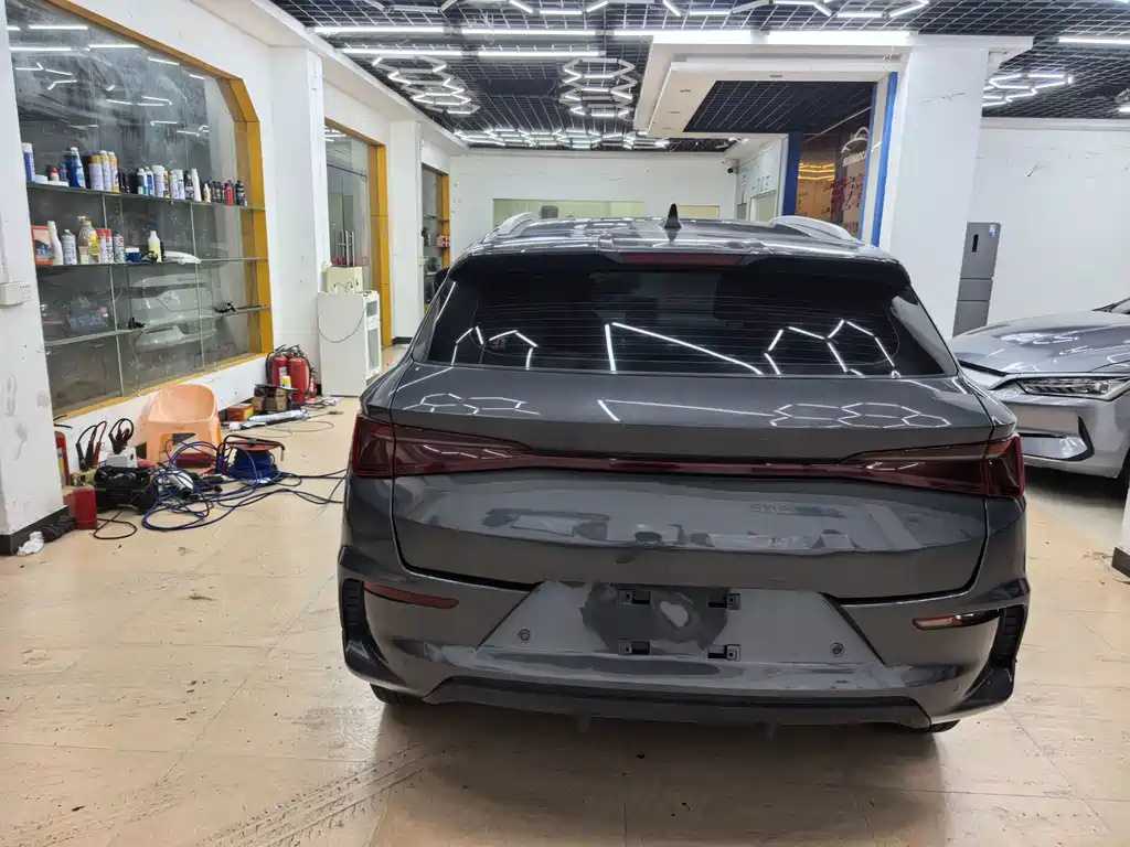 BYD e2 — миниатюра 6