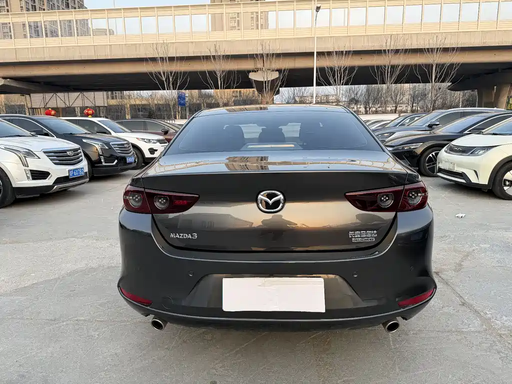 MAZDA 3 ANGKESAILA