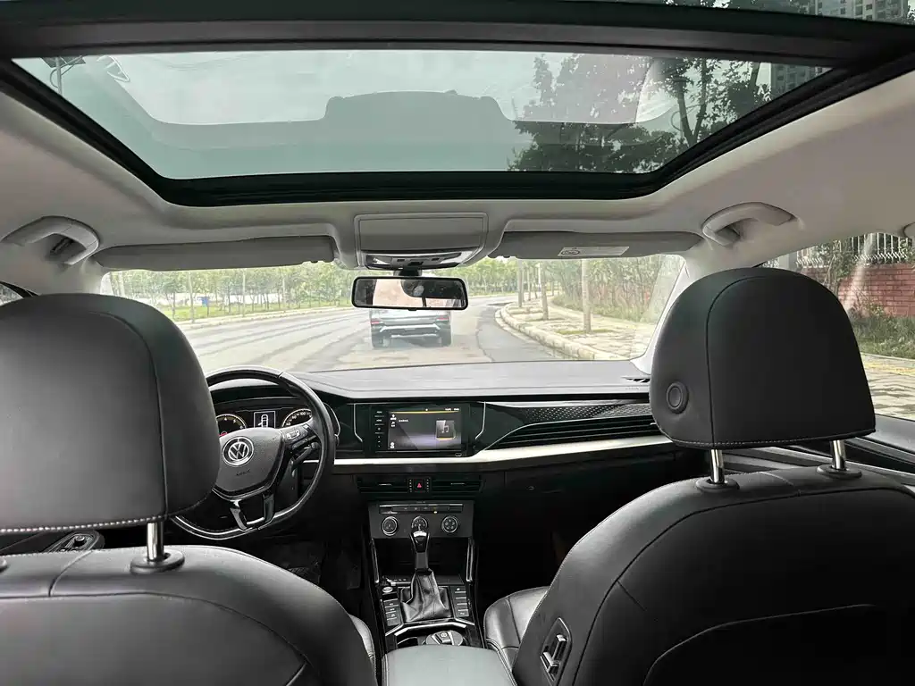 Volkswagen Passat — миниатюра 11