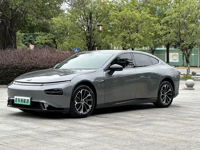 2022 Xpeng P7