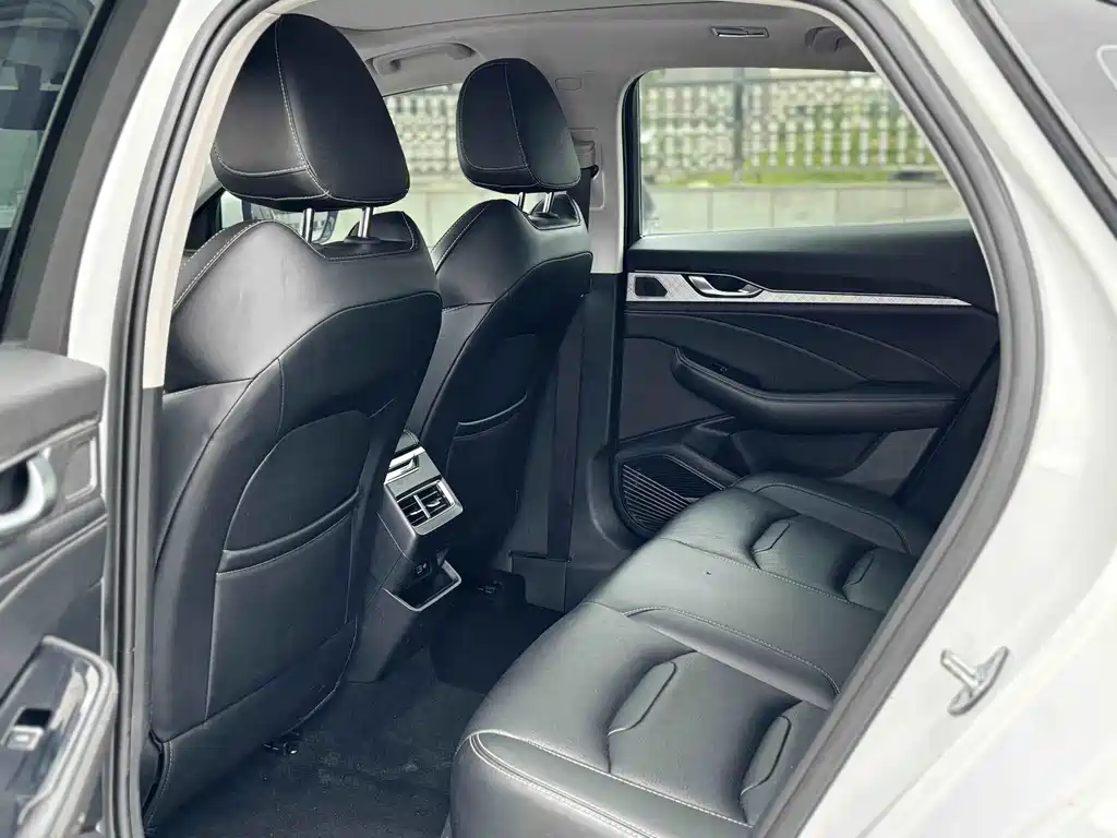Geely Xingrui — миниатюра 6