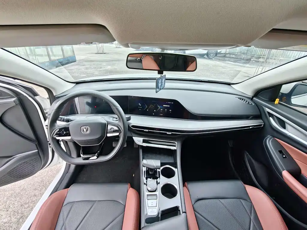 Changan Eado — миниатюра 10