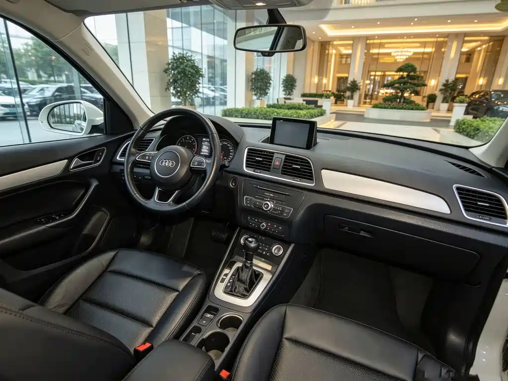 Audi Q3 — миниатюра 12