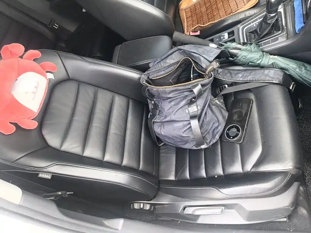 Volkswagen Golf — миниатюра 25