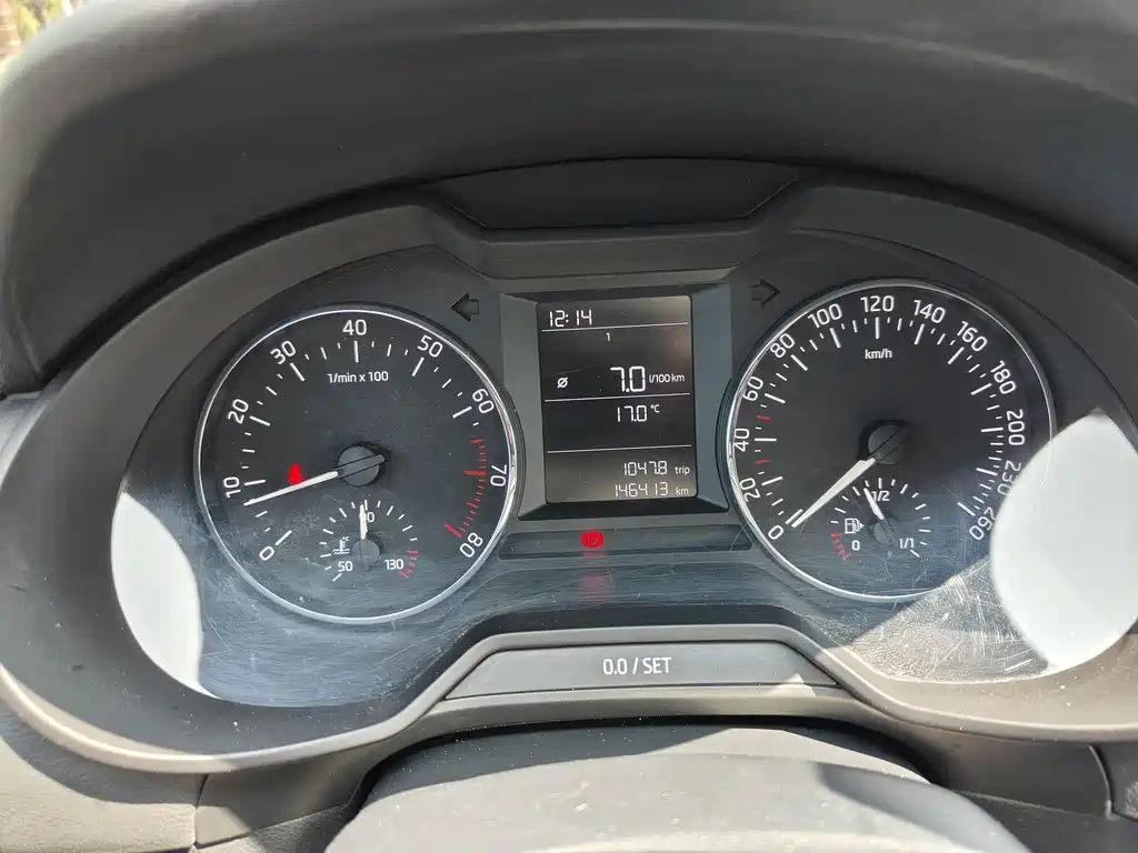 Skoda Octavia 2016 1.6L MT