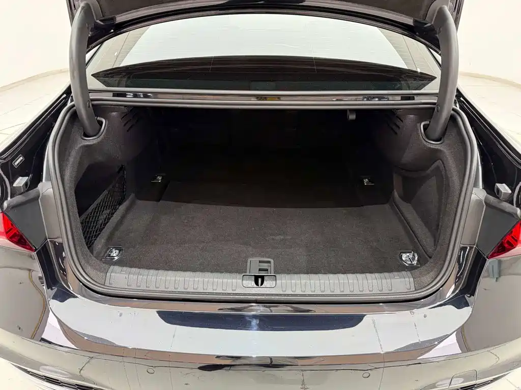 Audi A7L — миниатюра 29