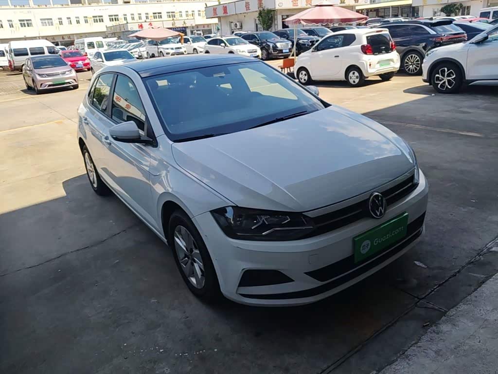 Volkswagen Polo 1.5 л 2023 г. Белый, пробег 46600 км