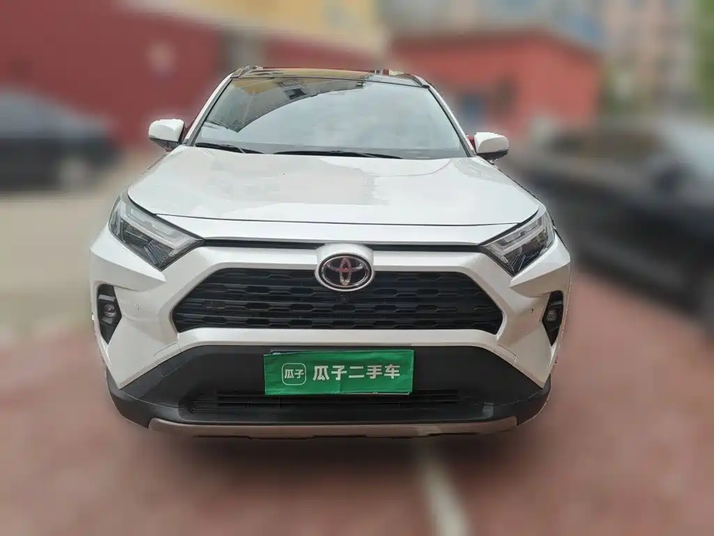 Toyota RAV4 — миниатюра 2