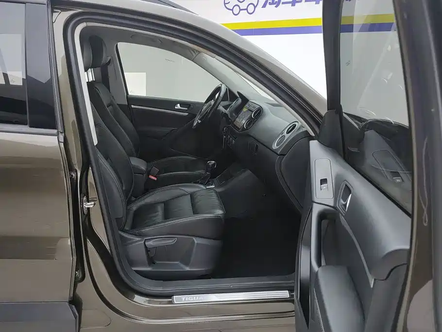 Volkswagen Tiguan — миниатюра 8