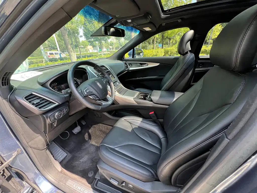 Lincoln MKX — миниатюра 7