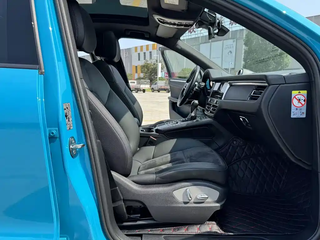 Porsche Macan — миниатюра 29