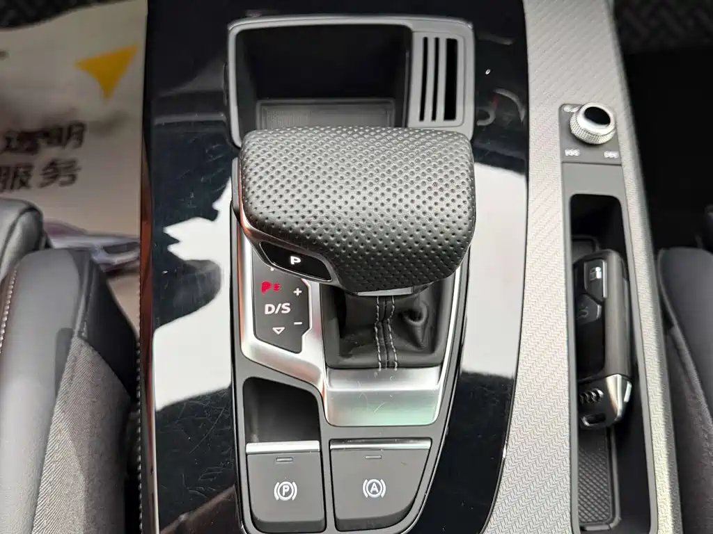 Audi Q5L — миниатюра 20