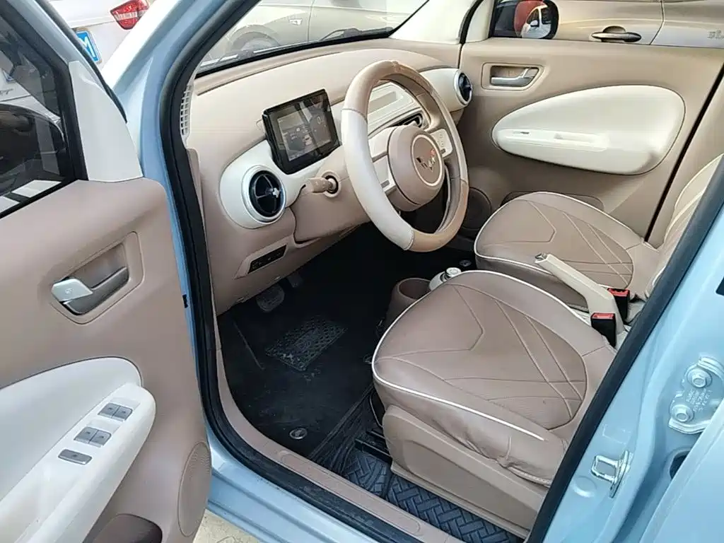 Wuling MINIEV — миниатюра 16