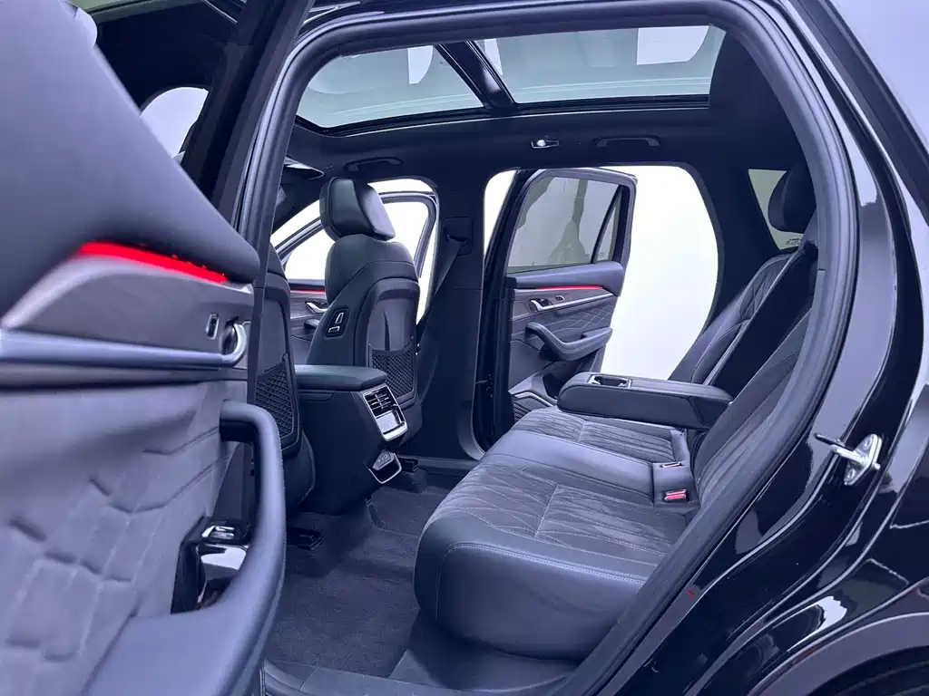 Geely Xingyue L — миниатюра 23