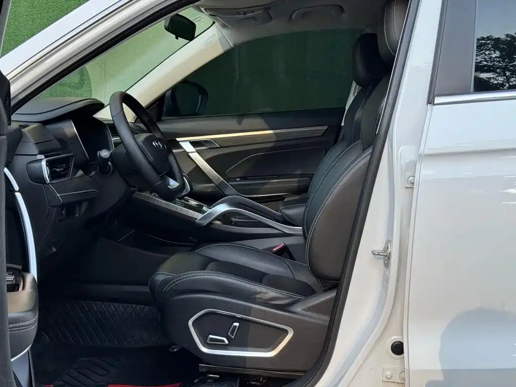 Geely Boyue — миниатюра 5