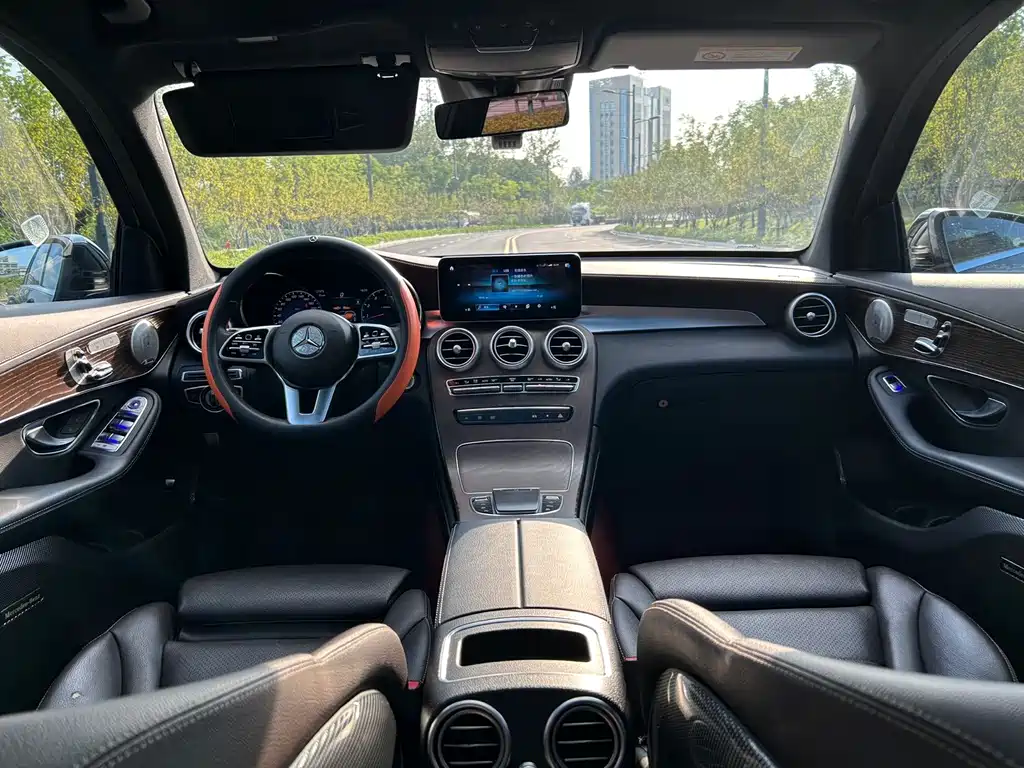 Mercedes-Benz GLC — миниатюра 23
