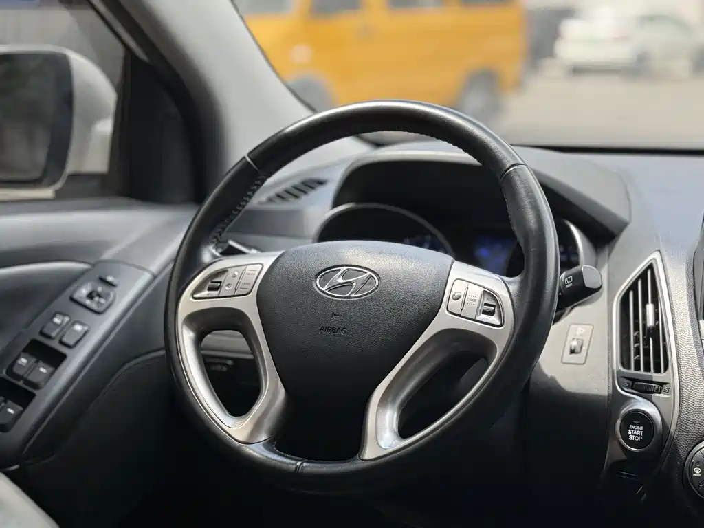 Hyundai ix35 — миниатюра 6