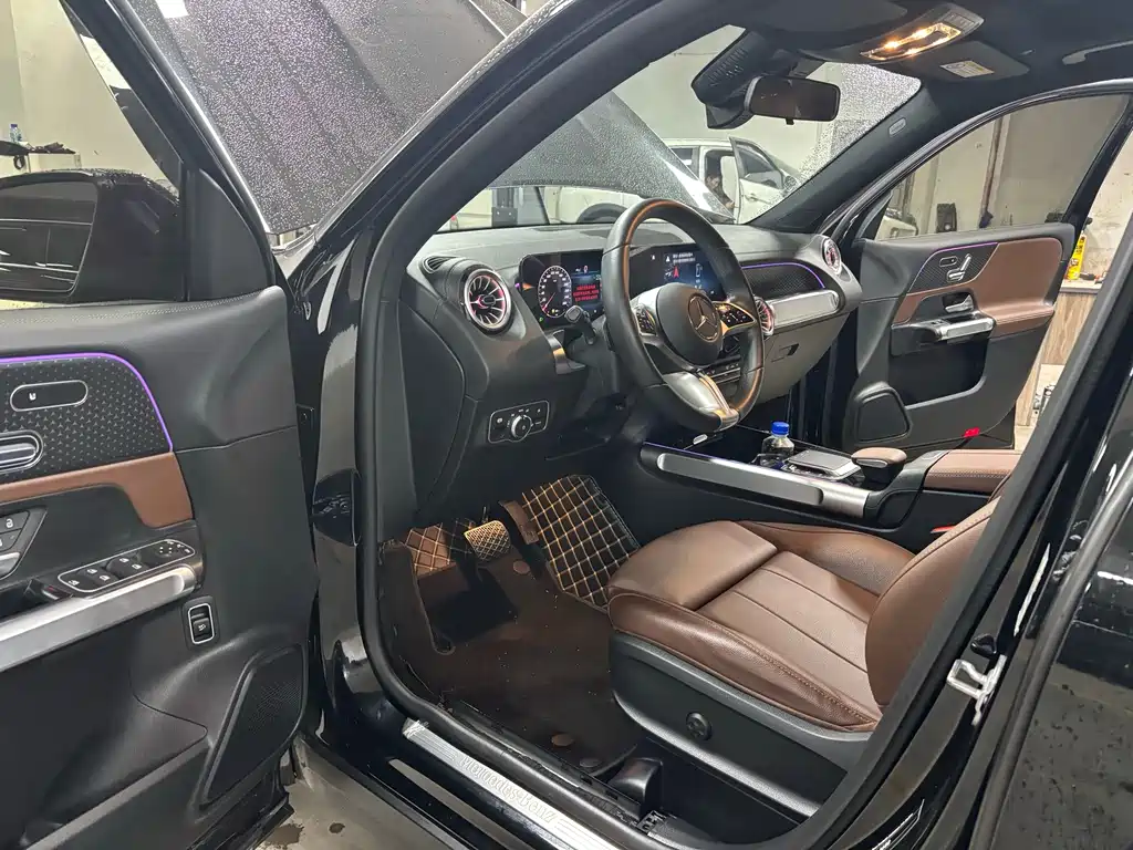 Mercedes-Benz GLB — миниатюра 4