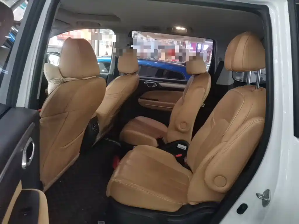 GAC Motor Trumpchi M6 — миниатюра 17