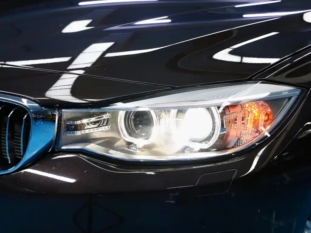 BMW 3 Series GT 328i xDrive Design Package Type, фото 4