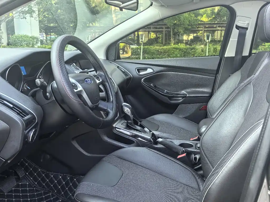 Ford Focus — миниатюра 16
