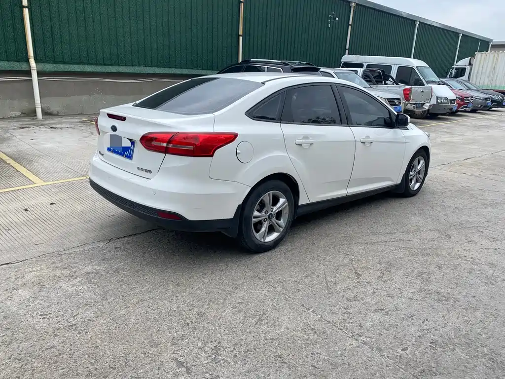 Ford Focus — миниатюра 9
