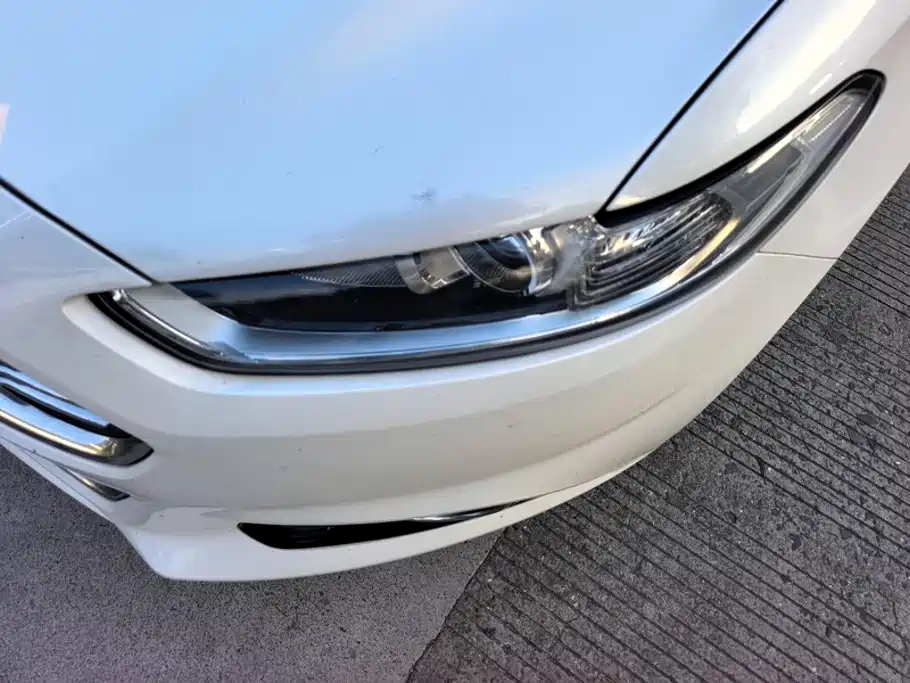 Ford Mondeo — миниатюра 5