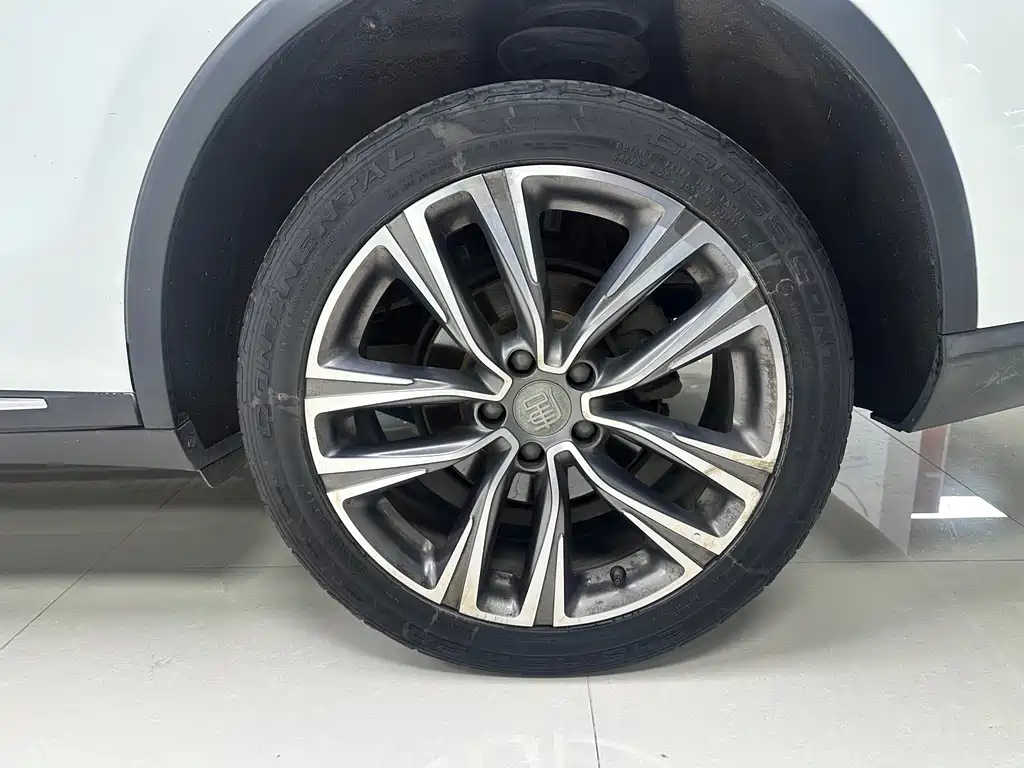 BYD Tang — миниатюра 10