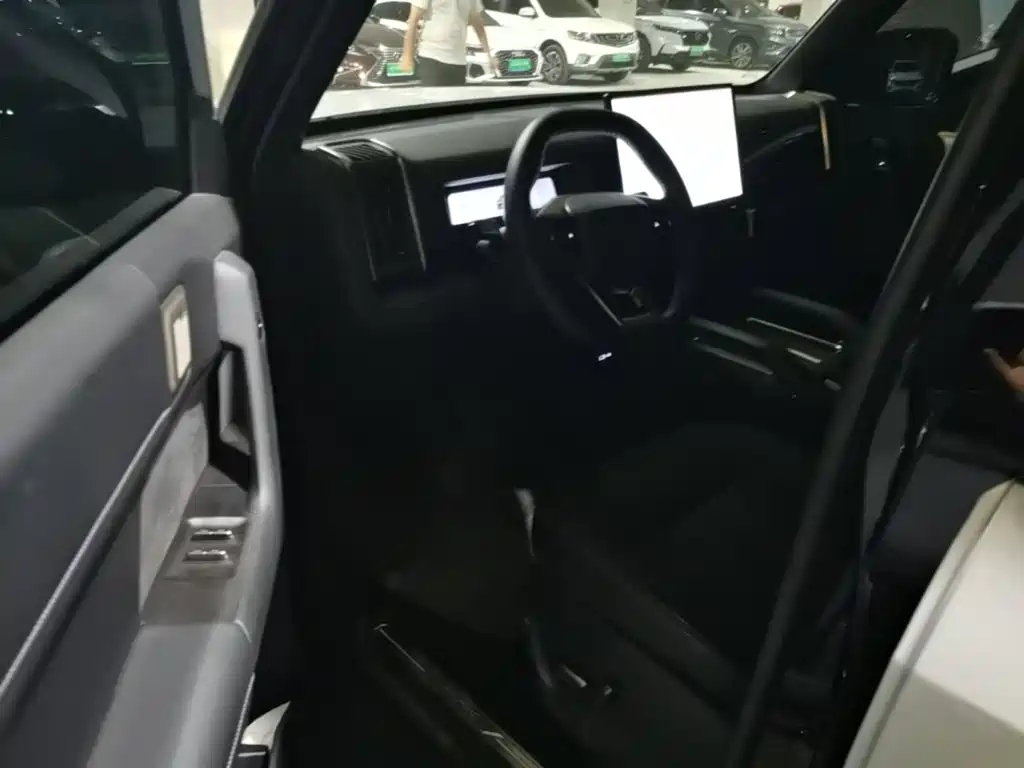 iCAR iCAR 03T — миниатюра 12