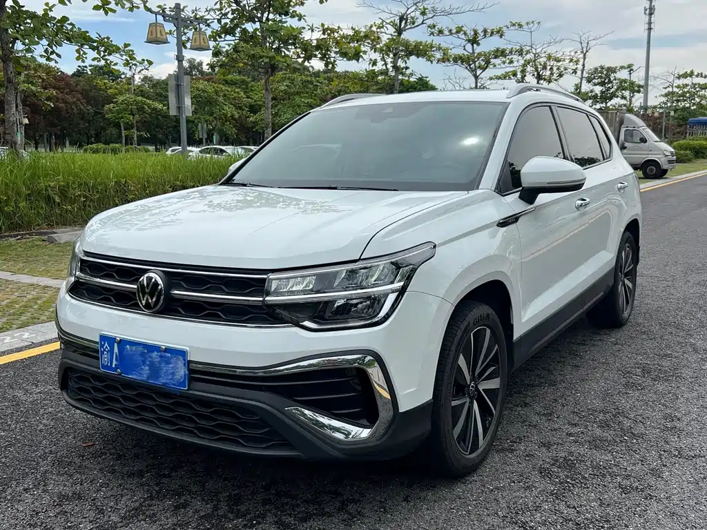 Volkswagen Tharu — миниатюра 2