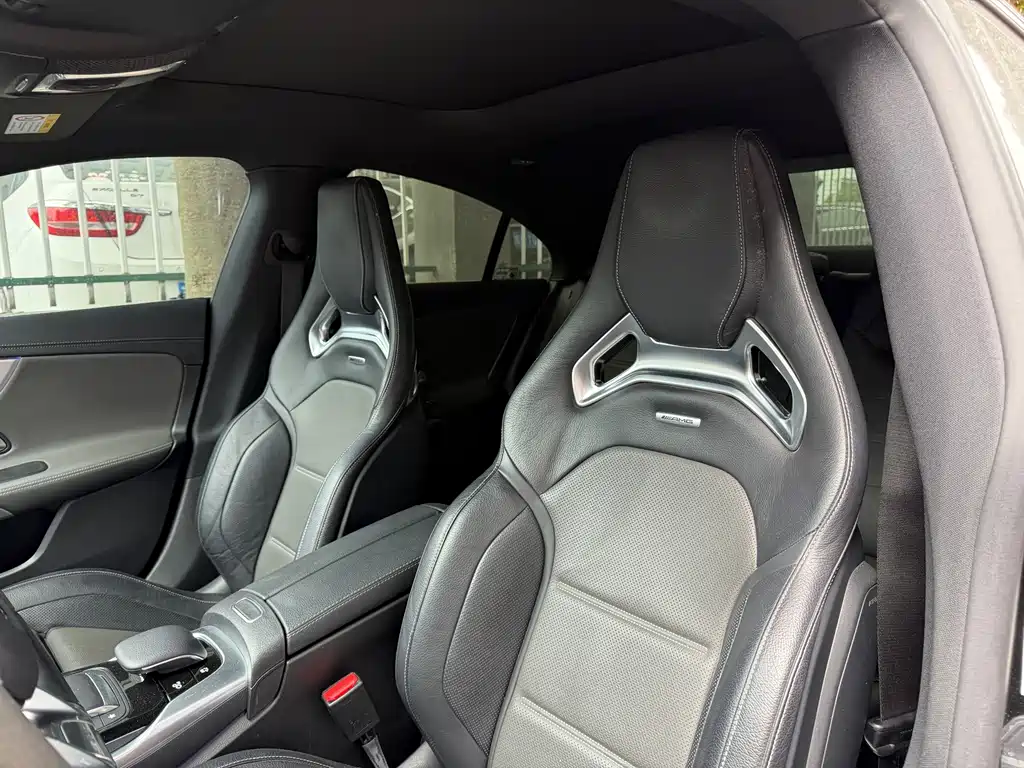 Mercedes-Benz CLA AMG — миниатюра 9