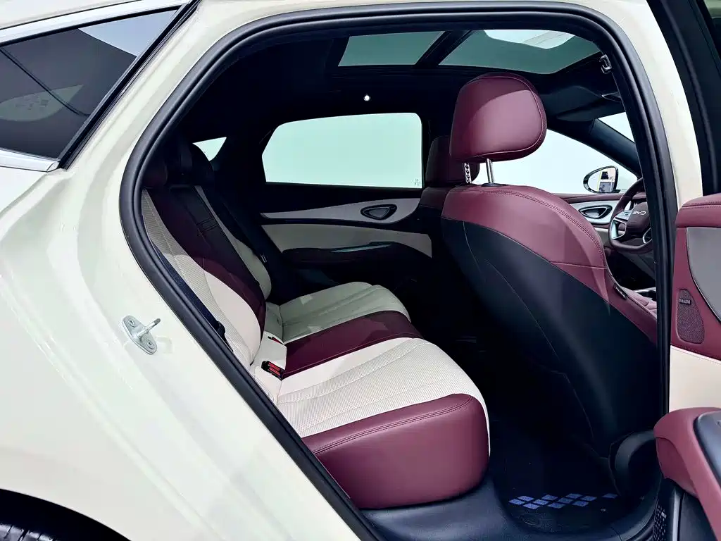 BYD Seal 07 DM-i — миниатюра 21