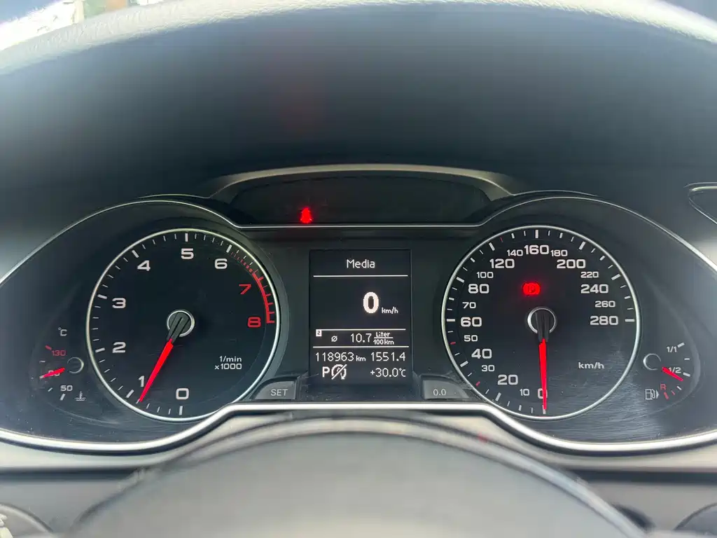 Audi A4L — миниатюра 17