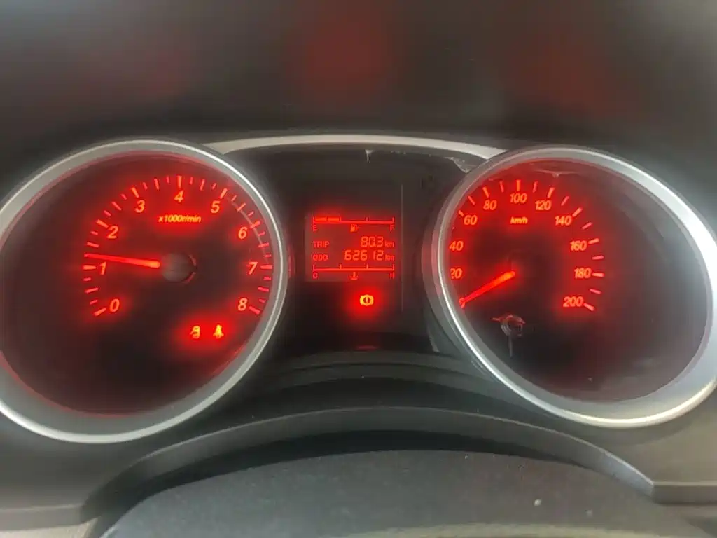 Wuling Hongguang — миниатюра 12