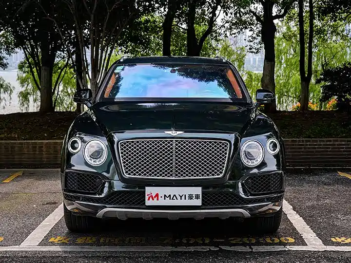 Купить Bentley Bentayga
