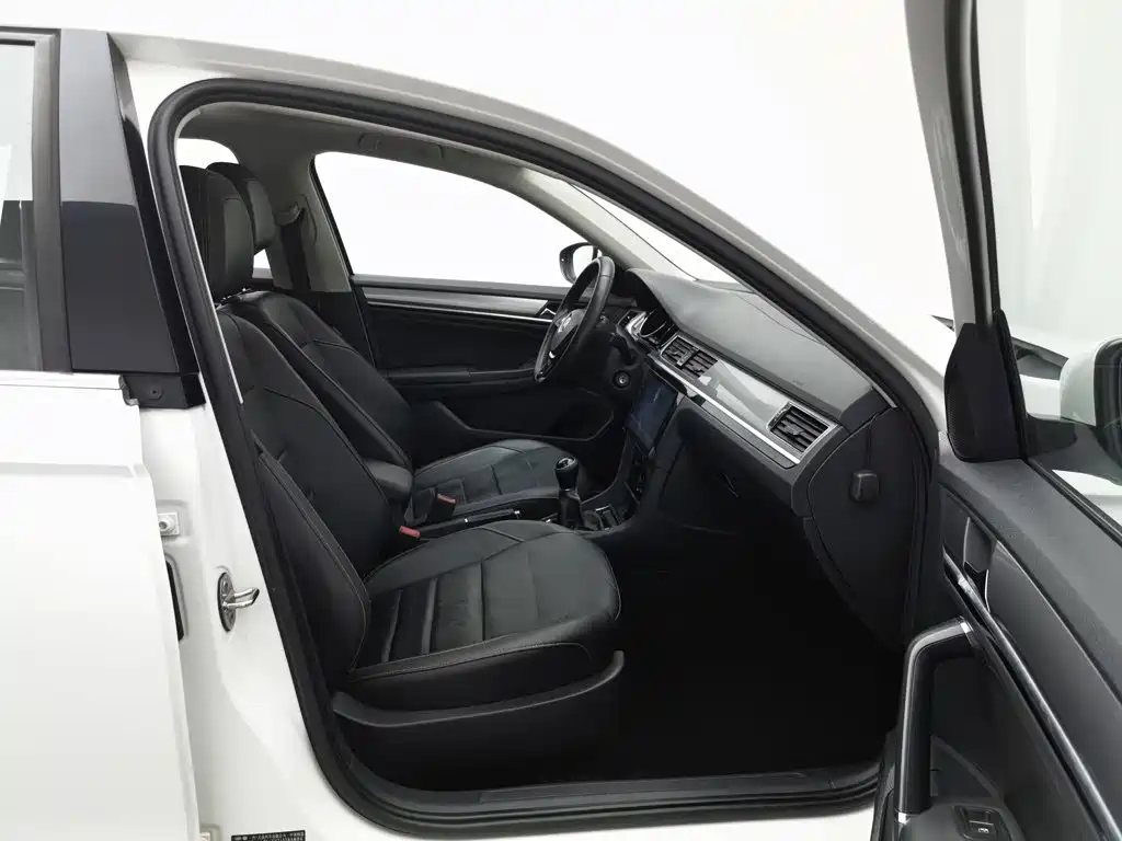 Volkswagen Bora — миниатюра 23