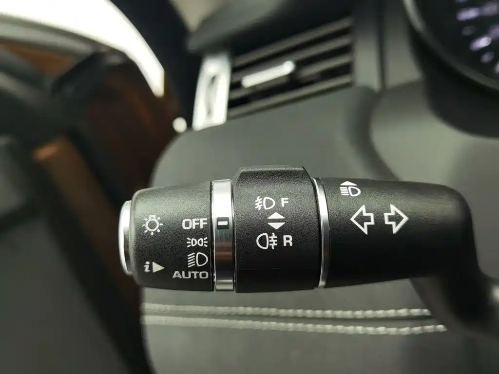 Land Rover Evoque (Import) — миниатюра 21
